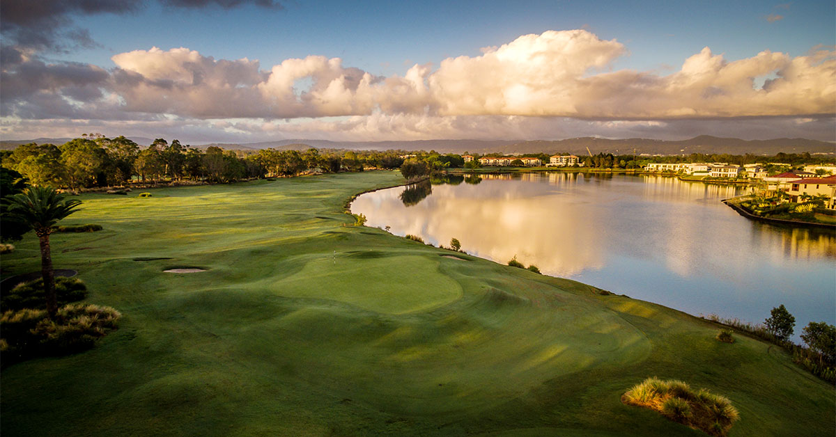 Links Hope Island