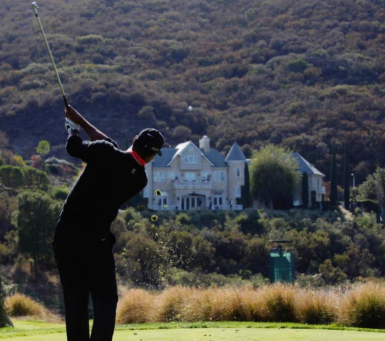 Tiger Woods draws a familiar and winning track for Zozo at Sherwood