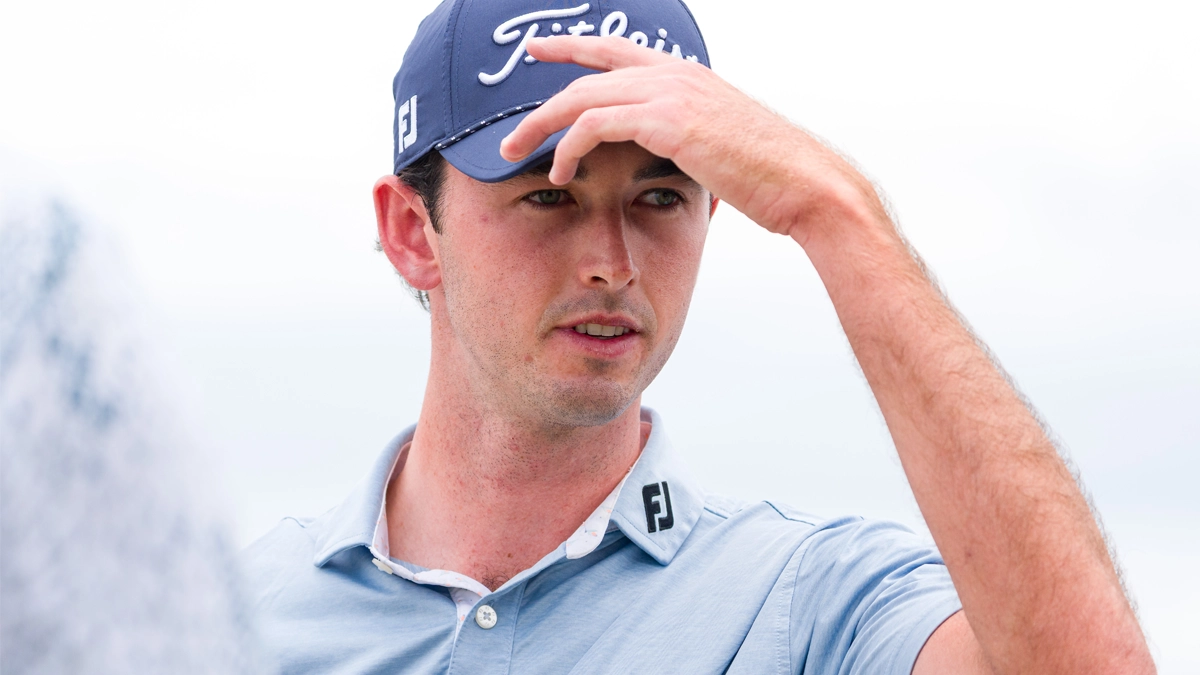 Australian Open: Elvis Smylie sweeps Rory McIlroy, Cam Smith aside to lead at Royal Melbourne