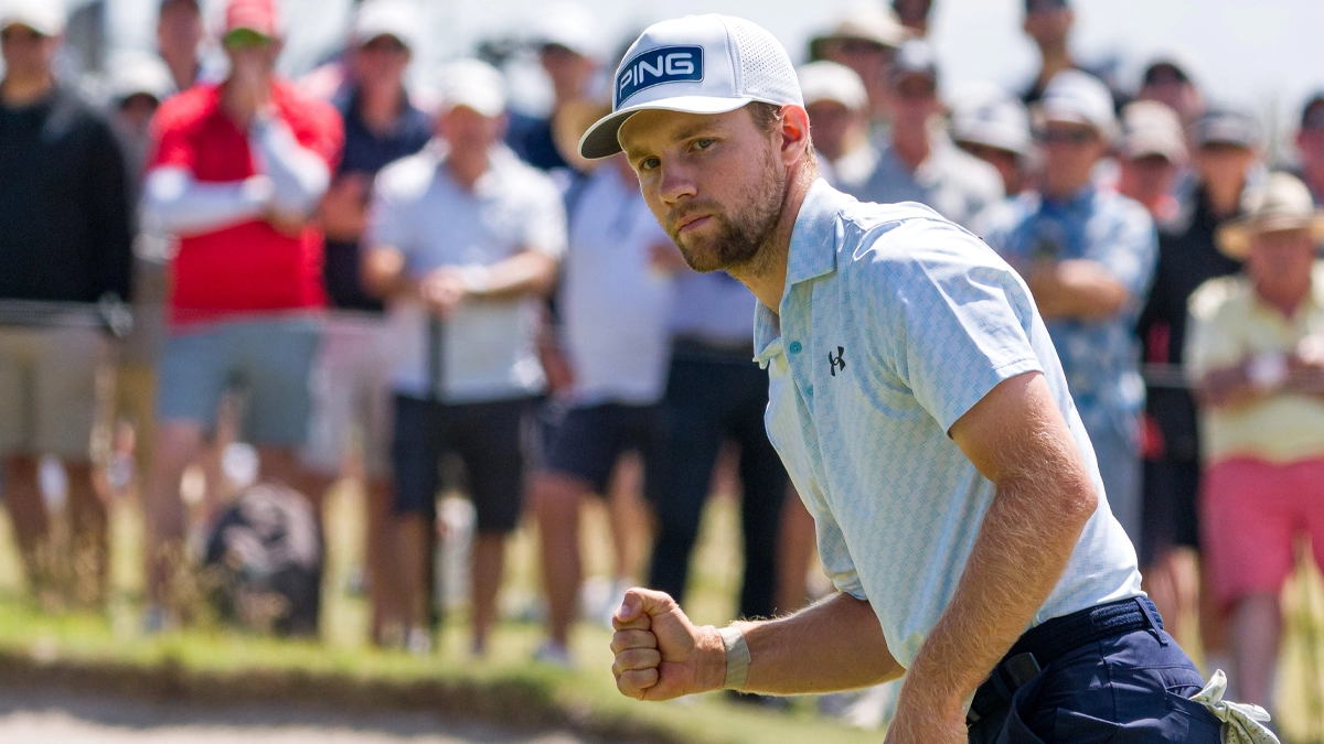 Australian Open: Eagle specialist Rasmus-Neergaard Petersen co-leads at Royal Melbourne