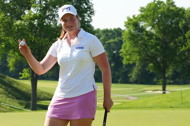 Lottie Woad fixed a strange equipment problem and then won the Kroger Queen City Championship
